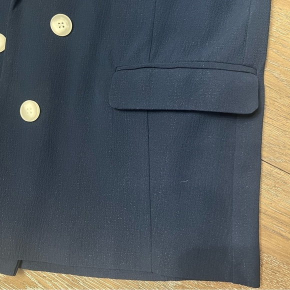 Nordstroms Top Shop Navy Blazer with white buttons and pockets size 8 - Picture 7 of 11